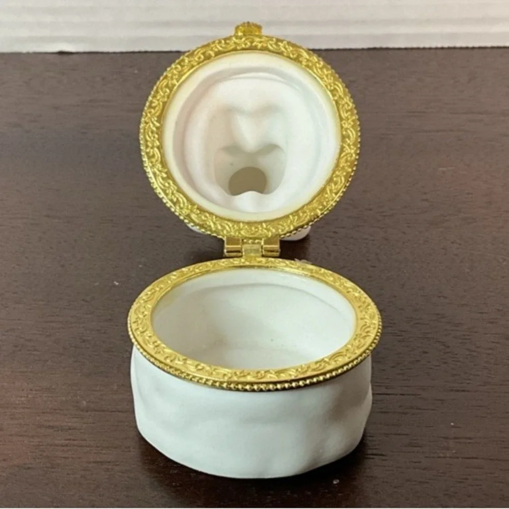 Dept 56 Snowbabies Hinged Trinket Box Praying Angel Snow Baby 3.5